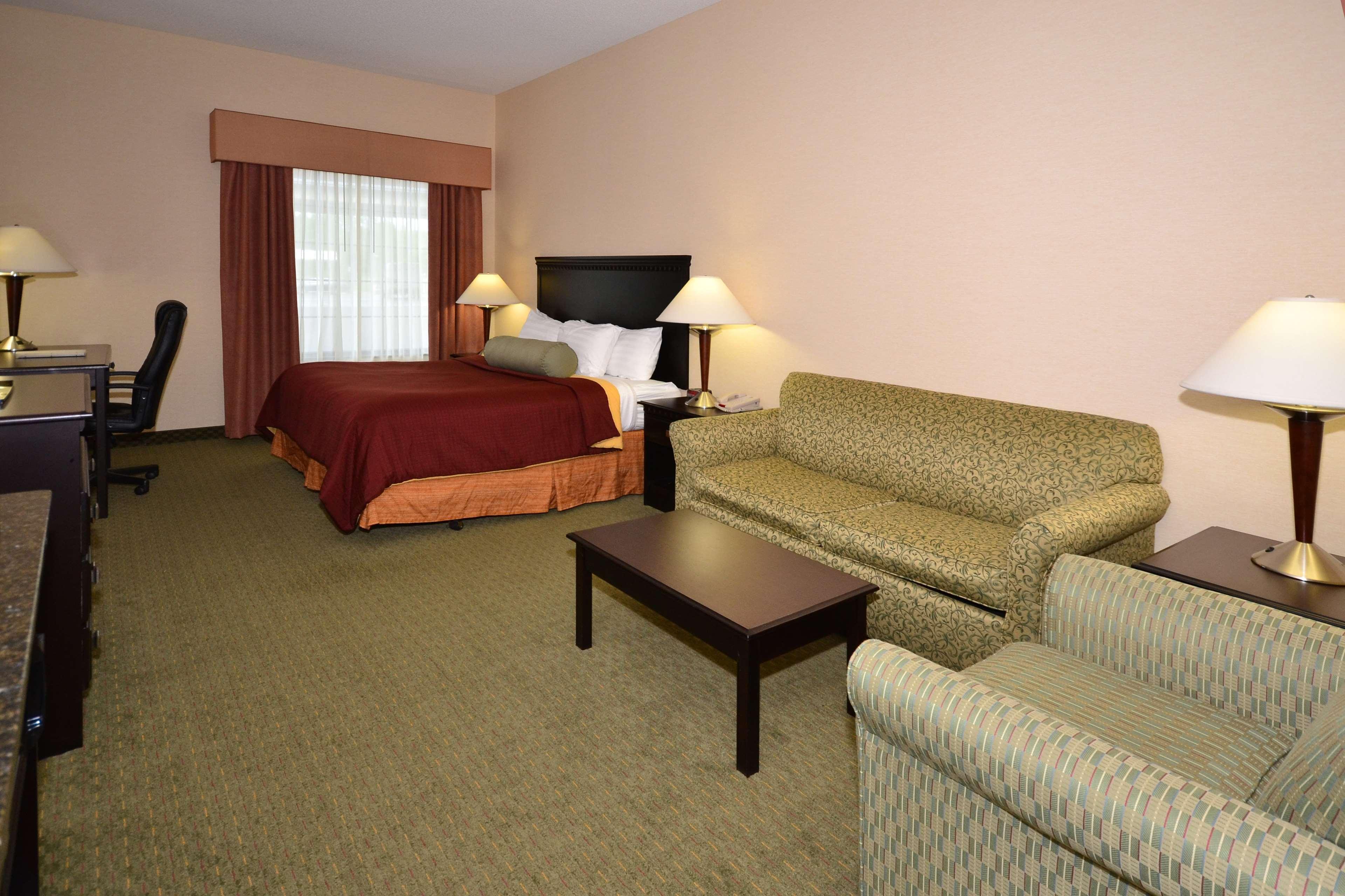 Best Western Plus Victor Inn & Suites Buitenkant foto