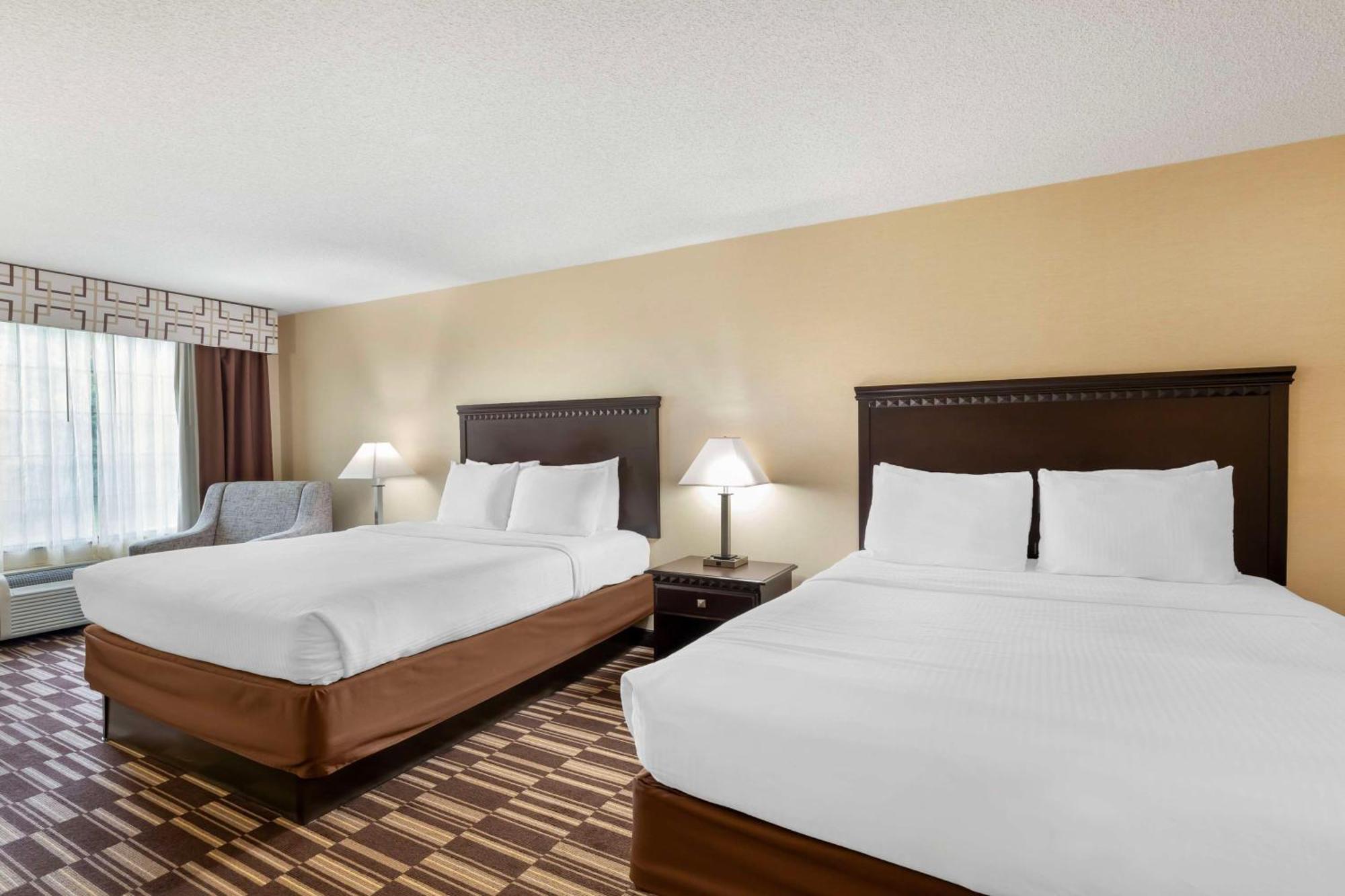Best Western Plus Victor Inn & Suites Buitenkant foto